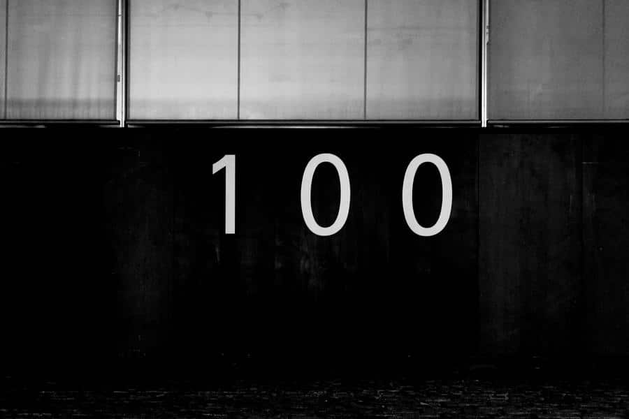 100